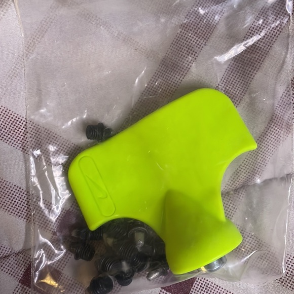 used nike womens track cleats - Picture 2 of 2